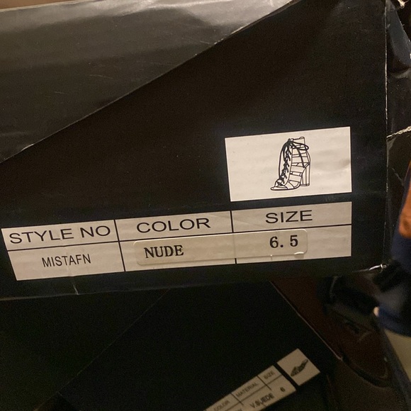 NEW boots they look very cute. - Picture 4 of 4